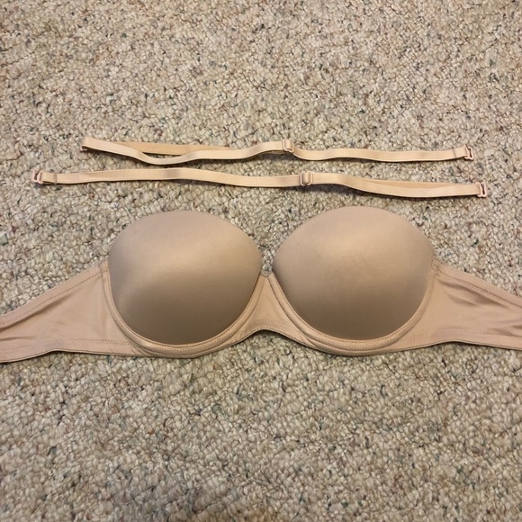 VS Bras - Picture 2 of 5